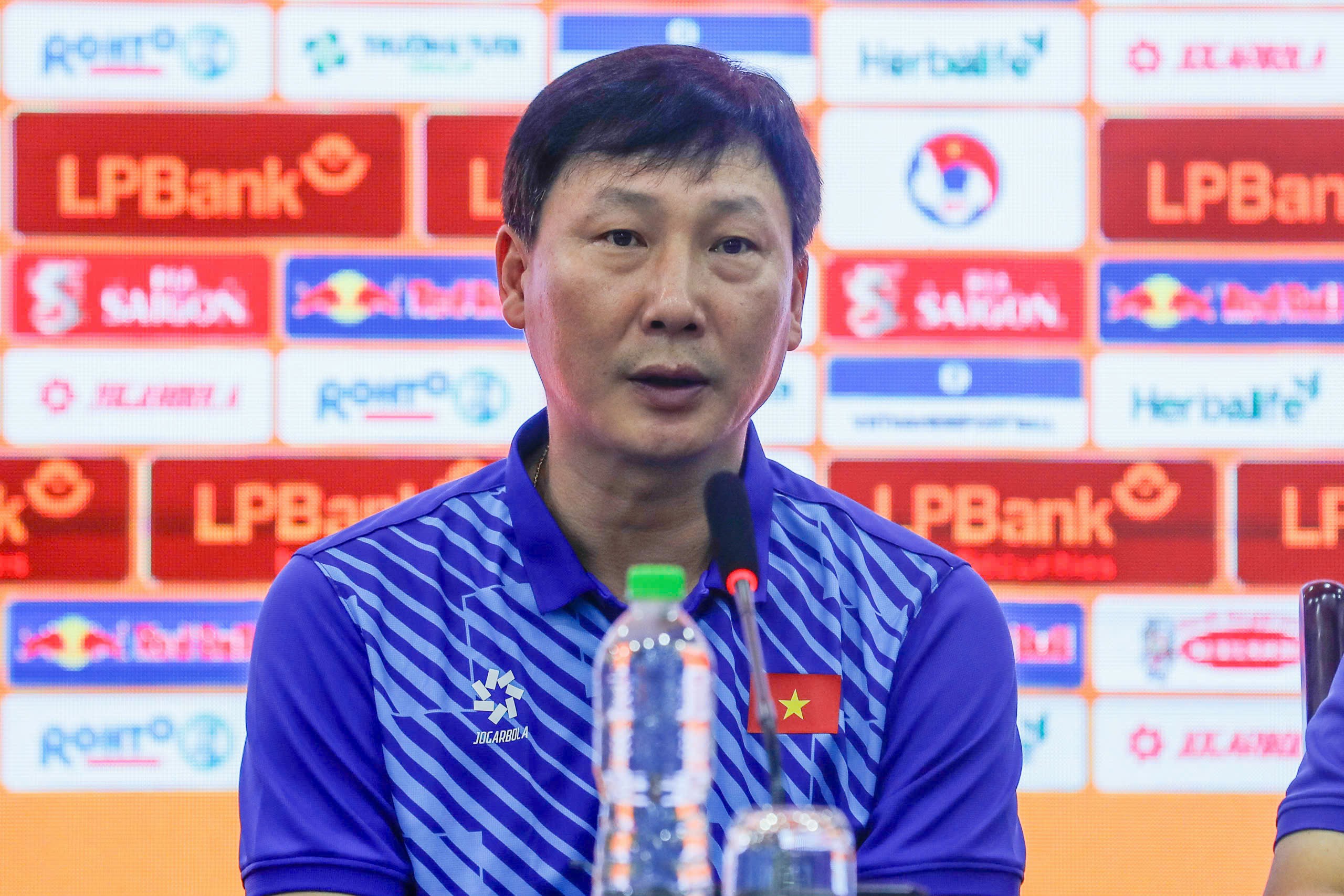 HLV Kim Sang Sik: ‘Tôi dành trận đấu gặp Nga cho Đặng Văn Lâm' - Ảnh 1.